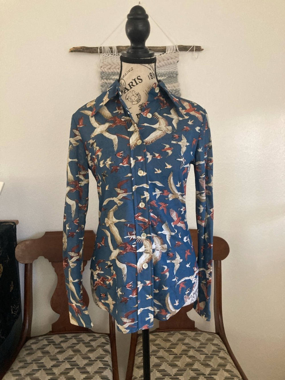 Ellen Tracy Vintage Blue Button-Down Shirt with Bird Print